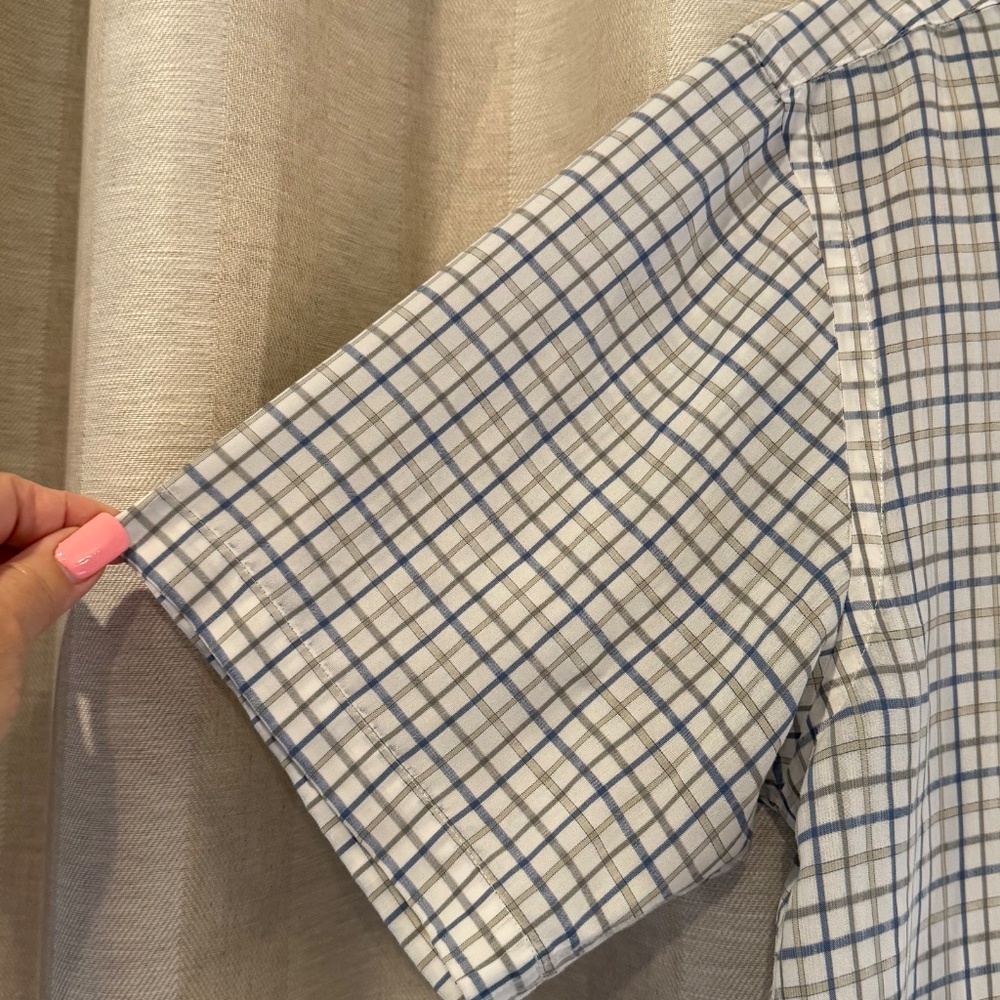 Quicksilver Men's Plaid White Blue & Tan, Sporty, Casual, California, Size Large - Picture 2 of 14